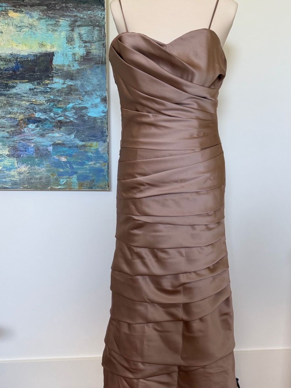 Watters & Watters Strapless beige Satin Ruched Evening Gown size 4
